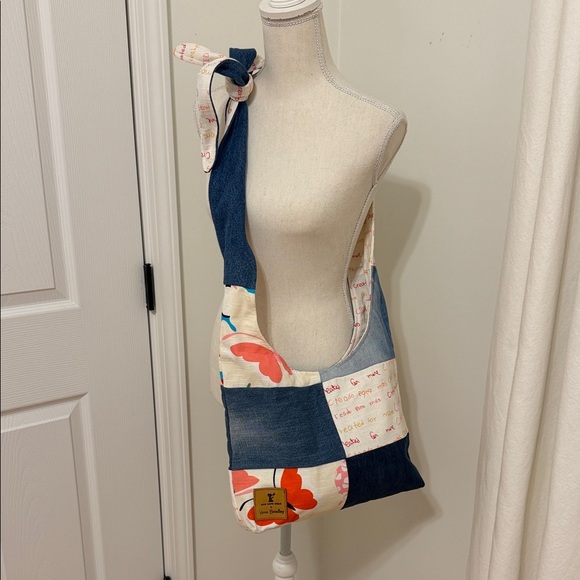 Vera Bradley Denim and Floral boho Set “ New Hope Girls” collaboration. main image 10